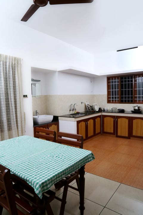 kevins Placid Homestay Vacation rental in Kochi