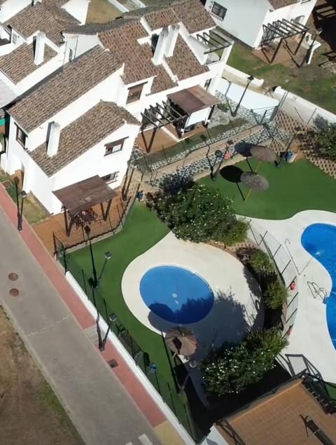 Bird's eye view, Swimming pool