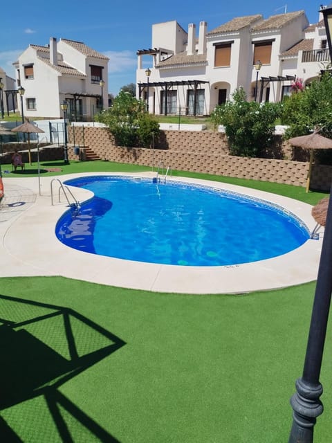 Casa en la sierra con piscina y chimenea House in Sierra de Huelva