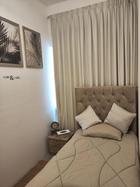 Cozy Small Private Room Sea View window Vacation rental in Ajman