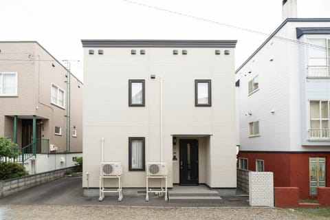 Lilac Apartment in Sapporo