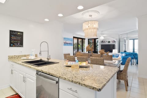 Four Seasons 204W by Current Tides Vacation Rentals Villa in Orange Beach