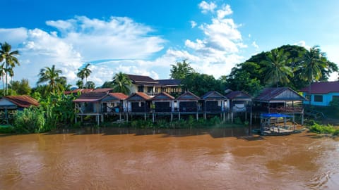 Mr Tho's Bungalows Bed and Breakfast in Cambodia