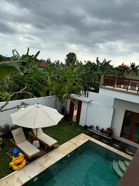 Nyoman House Bed and Breakfast in Kediri