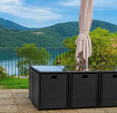 Natural landscape, Lake view, Mountain view