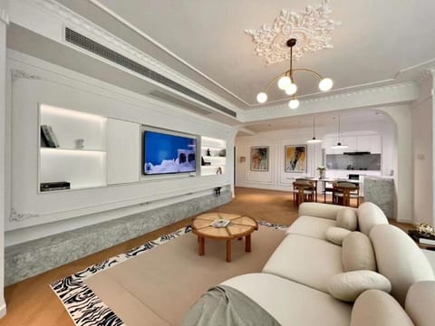 Eastern Hub - Bund Branch Premium 3-Bedroom Apartment with Bund View Apartment in Shanghai