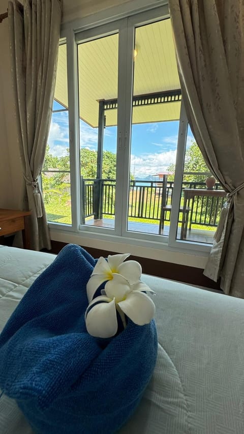 Bed, Natural landscape, Balcony/Terrace, Sea view