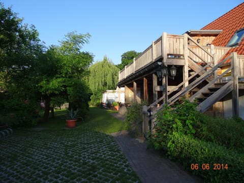 Ferienhof Zur Alten Schmiede in Sorgenlos House in Mecklenburgische Seenplatte