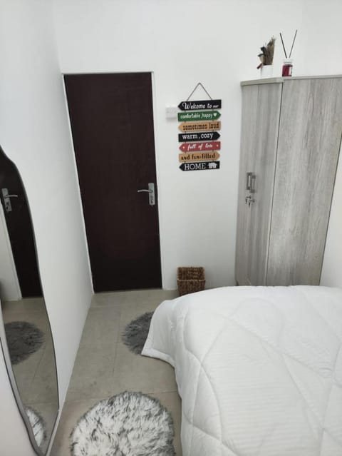 Cozy single bed partition Hostel in Ajman