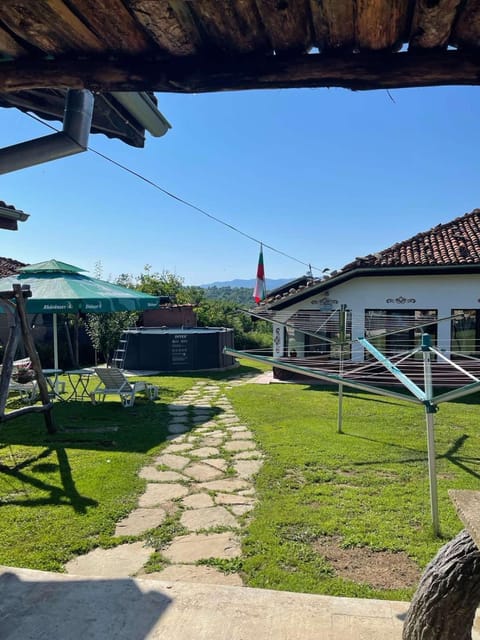 Къща за гости РАЙ 4 човека Bed and Breakfast in Veliko Tarnovo Province, Bulgaria