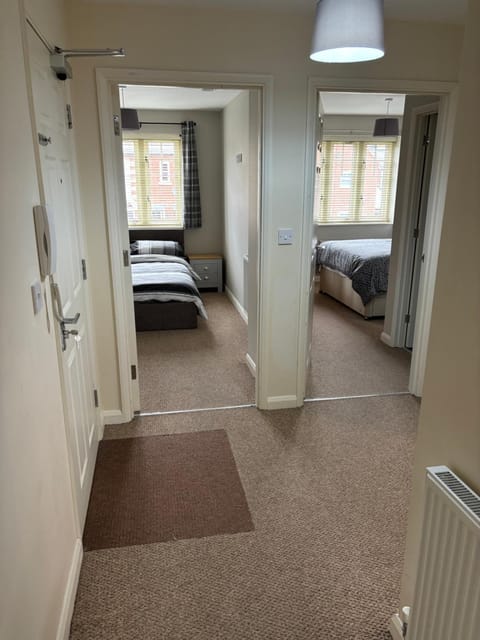 Two Bedrooms Two Bathrooms and Private Parking Rugby Apartment in Rugby