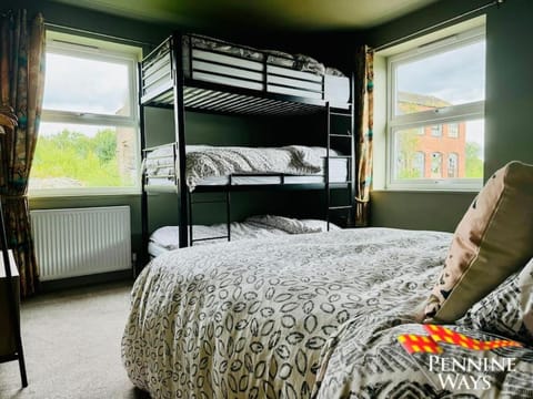 Greystonedale Mansion and House, Haltwhistle House in Haltwhistle