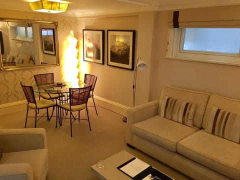 Beaufort House - Knightsbridge Appartement-Hotel in City of Westminster