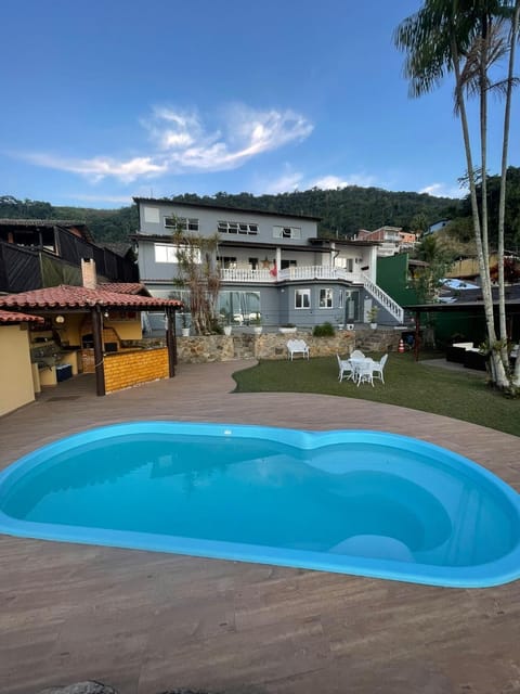 Property building, Day, Pool view, Swimming pool