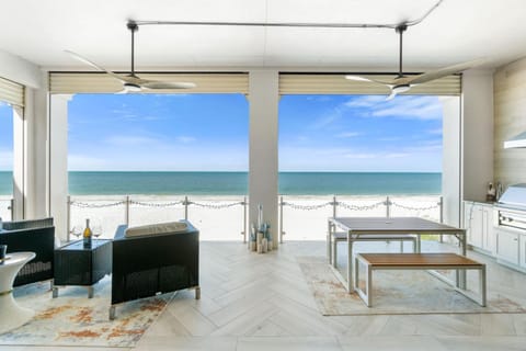 Luxurious Beachfront Vacation Getaway, 4 Bedroom, 4 and half Bath w Heated Pool, Spa, Sleeps 12 House in Estero Island