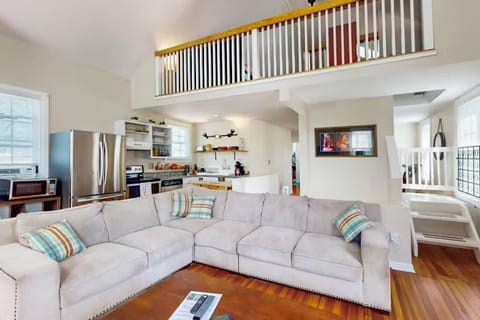 Charming Beach House Top Floor - Walk Everywhere Apartamento in North Beach