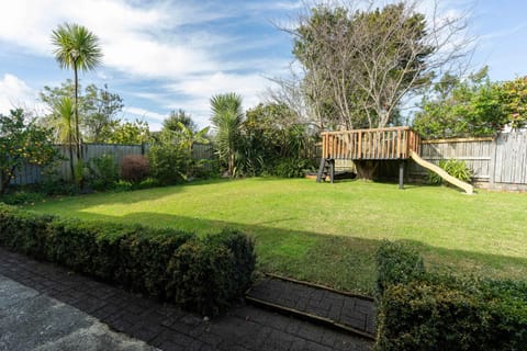 Onerahi Oasis Outdoor entertainers delight Apartment in Whangārei