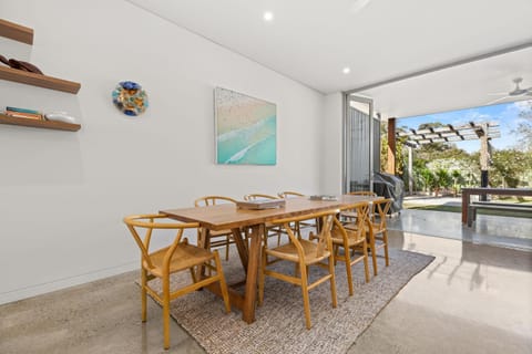 Husky Dream - Pet Friendly - 4 Mins Walk to Beach House in Huskisson