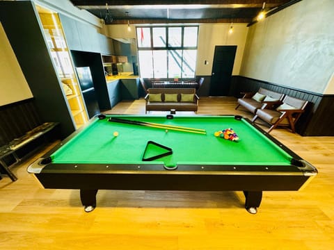 Billiard, Game Room, Living room, Seating area