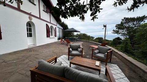 Patio, Day, Natural landscape, View (from property/room), Balcony/Terrace