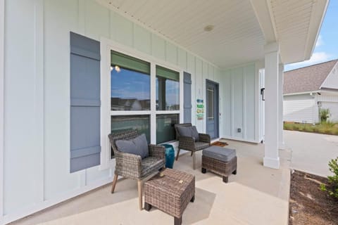 NEW Beach Home with POOL near 30A with 14 Beds that Sleeps 20 House in South Walton County