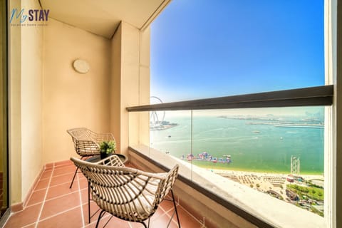 Patio, Day, Natural landscape, View (from property/room), Balcony/Terrace, Seating area, Sea view