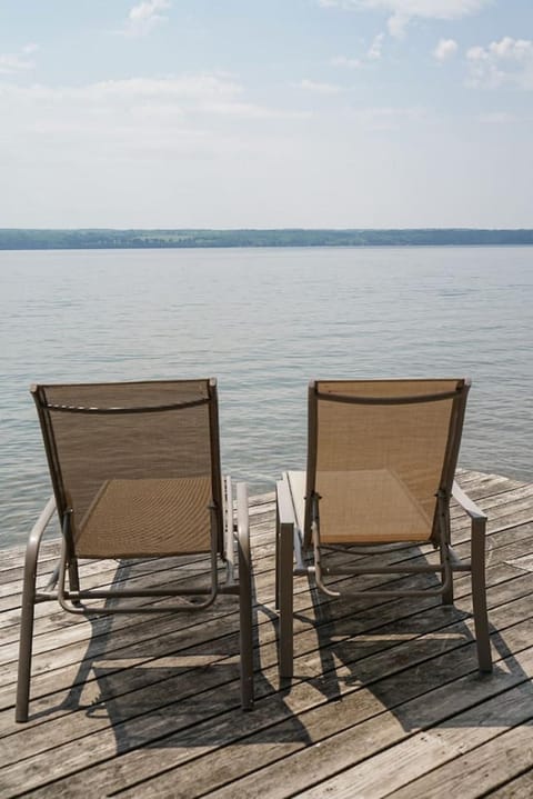 Sunset Paradise Cottage Country House in Cayuga Lake