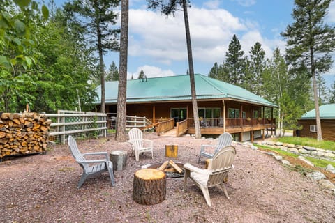 Home Near Glacier National Park with Hot Tub and Deck! House in Glacier National Park