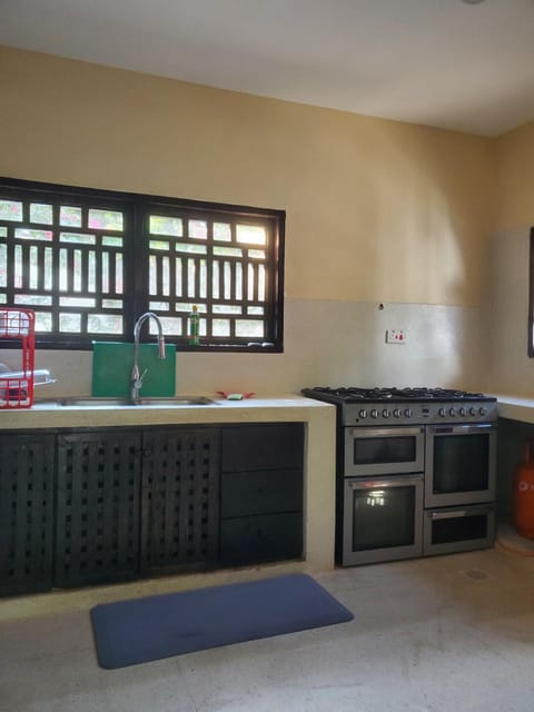 Villa Ceera,2 Bedroom House in Malindi