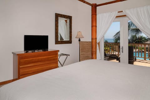 Residences at Barrier Reef 7B Oceanview 2 BR by Stay Floreo House in Corozal District