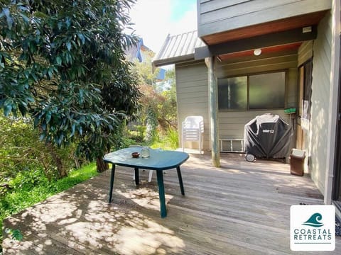 Surfs Up on Surf Parade House in Inverloch