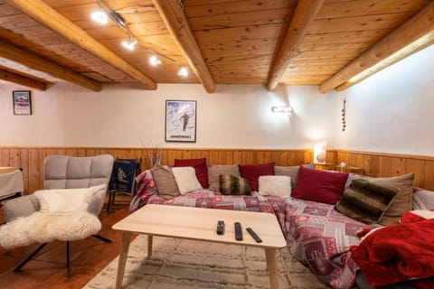 Chalet le Persan Courchevel 10 pl Chalet in Saint-Bon-Tarentaise