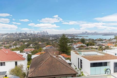 壮丽的海港景色-新年烟花欣赏地 带泳池 影音室 台球厅 House in Sydney