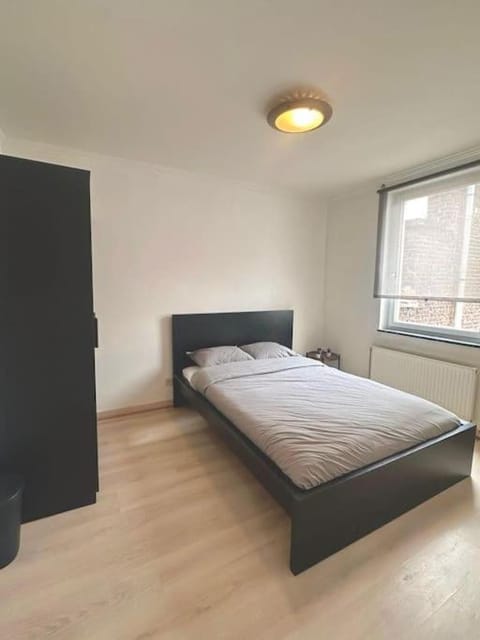 Appartement à 2 pas de la Gare du midi Apartment in Saint-Gilles