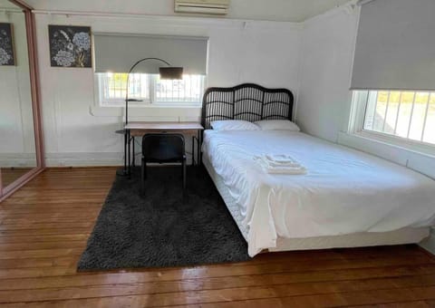 Mascot Guesthouse 5 mins to Airports 17 mins to CBD Location de vacances in Mascot