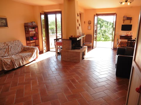 Property building, Patio, Living room, Garden view, Landmark view, Mountain view, Pool view, heating, locker, pet friendly