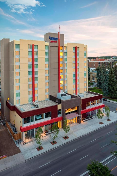Fairfield Inn & Suites by Marriott Calgary Downtown Hotel in Calgary