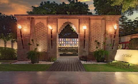 Courtyard by Marriott Agra Hotel in Agra