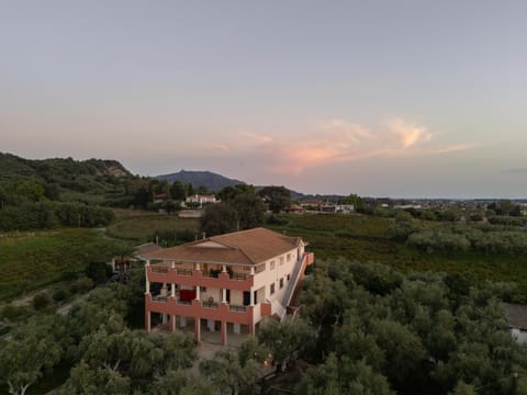 Property building, Natural landscape, Bird's eye view, Mountain view, Sunrise, Sunset