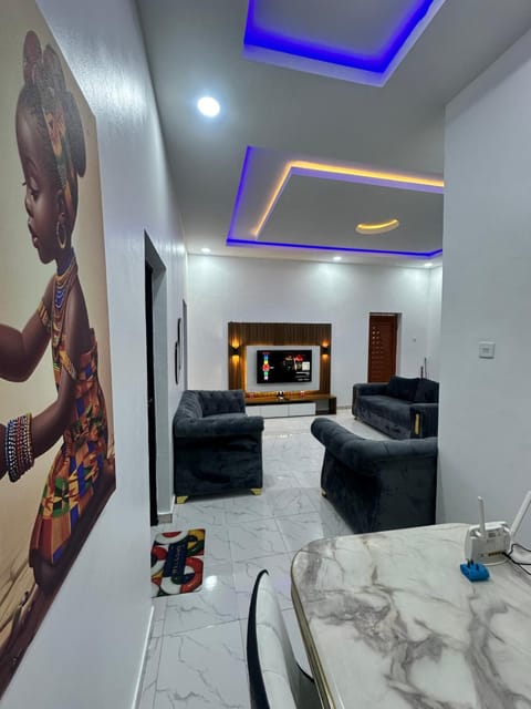 Magnanimous apartment 2bedroom flat in ogudu Apartment in Lagos