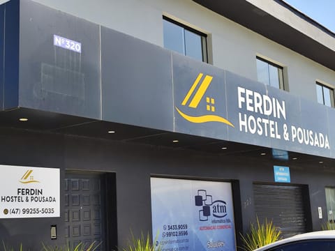 Ferdin Hostel e Pousada Hostel in Joinville