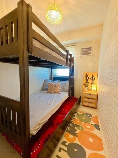 Happy Nest at La Bella Condo Banilad Mandaue Cebu 2 Bedrm Free wifi 6pax max Apartment in Cebu City