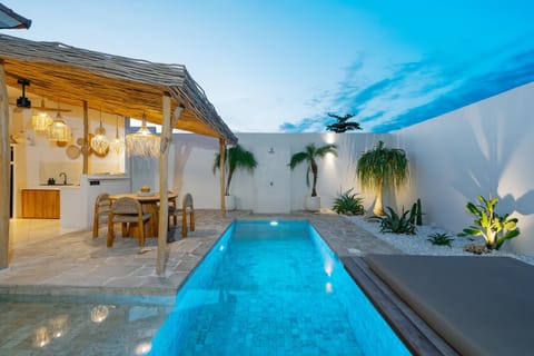 Seating area, Pool view, Swimming pool