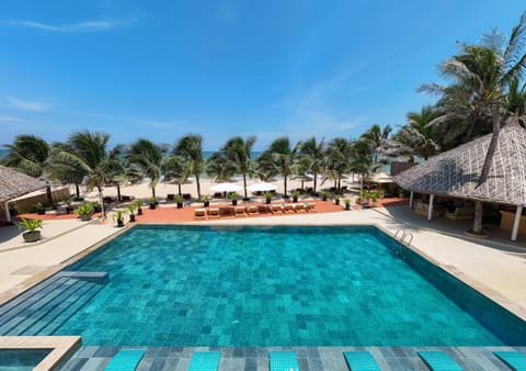 Pool view, Swimming pool