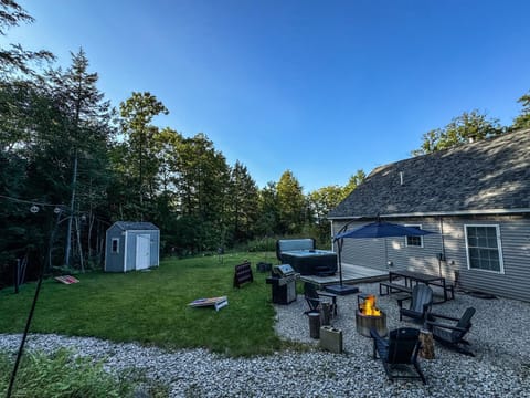 Day, Natural landscape, BBQ facilities