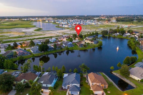 Bird's eye view, Lake view, Location, Sunset