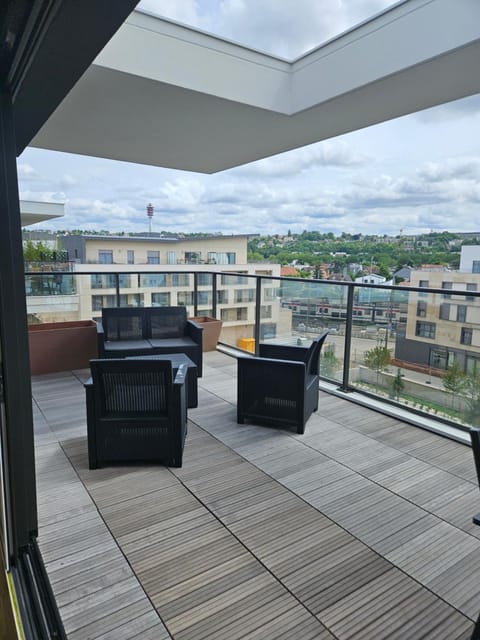 La Varenne Standing Apartment in Saint-Maur-des-Fossés