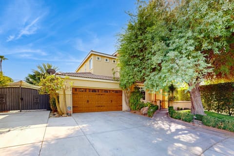 Aquarius of the Desert House in La Quinta