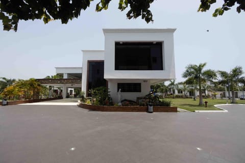 Inner courtyard view