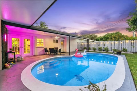 Pool view, Swimming pool